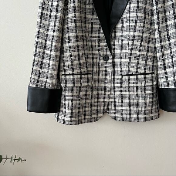 Revolve L'Academie Priscilla Blazer in Black & White - Picture 4 of 8